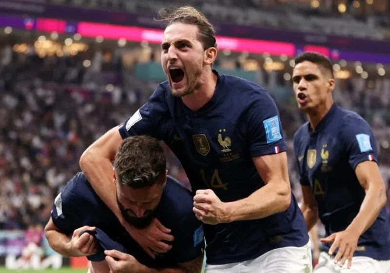 Vị thế của Adrien Rabiot giữa các cầu thủ nổi tiếng của Pháp