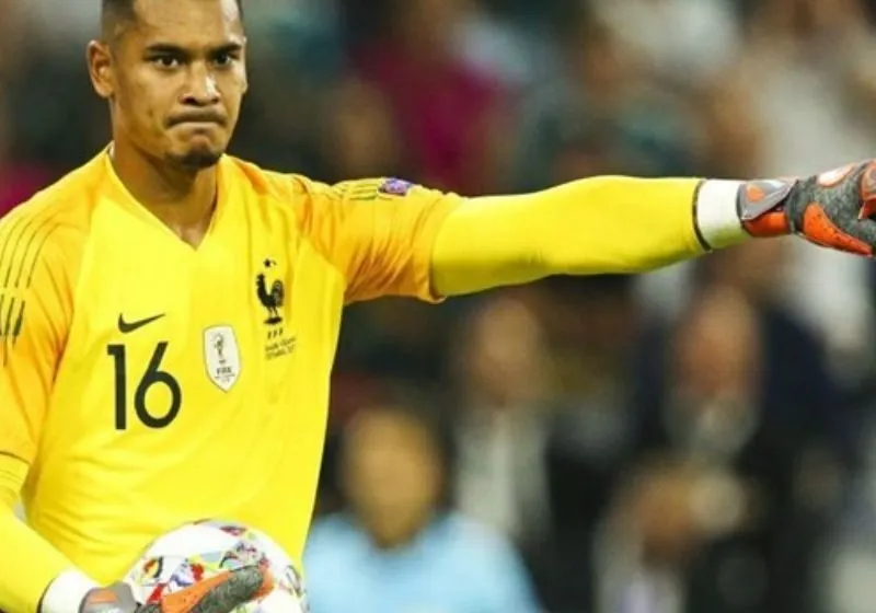 cầu thủ Alphonse Areola