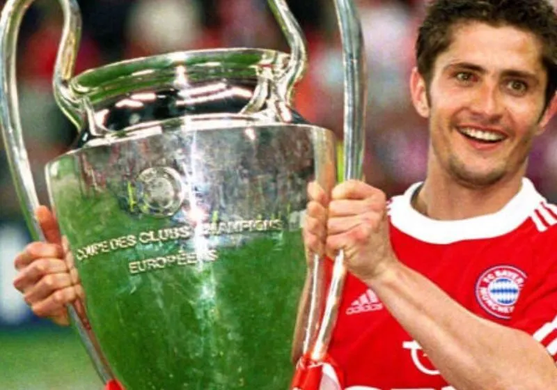 cầu thủ Bixente Lizarazu