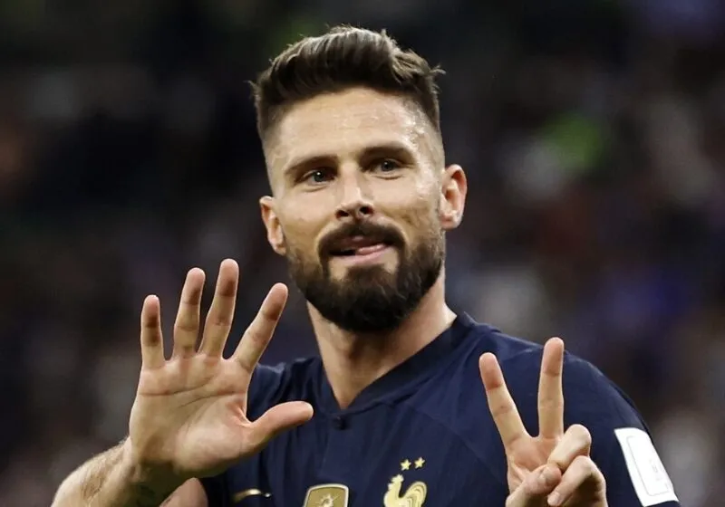 thông tin về cầu thủ Olivier Giroud