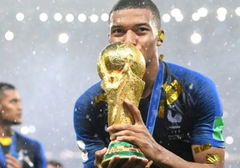 pháp vô địch world cup những năm nào