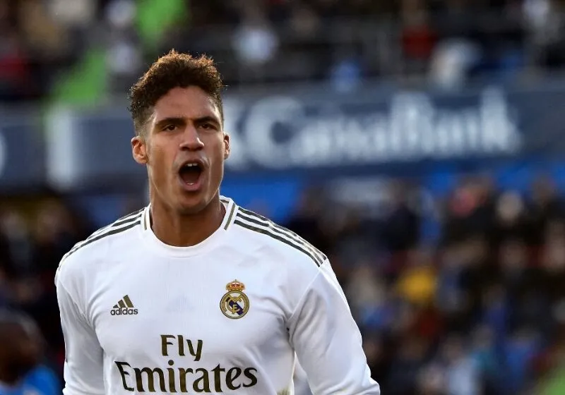 trung vệ Raphaël Varane