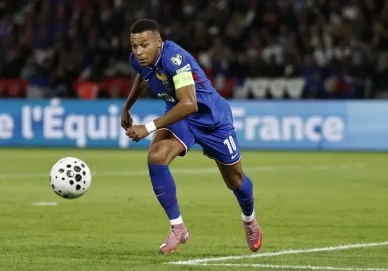 Mbappe vượt qua kỷ lục của Henry